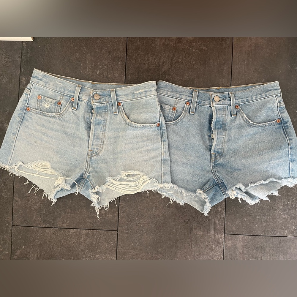 Levi’s 501 shorts 2 for $25